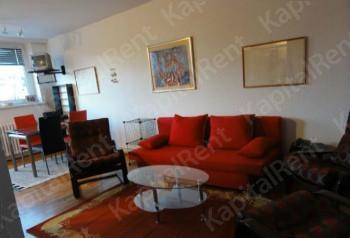 Stan - 70m² - Centar