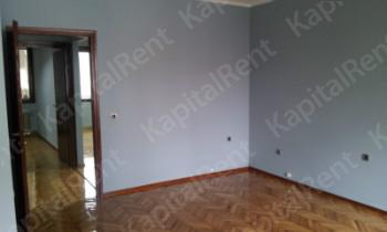 Poslovni prostor - 77m² - Centar