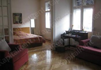 Stan - 86m² - Centar