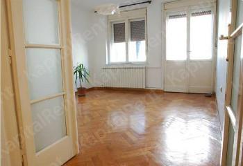 Poslovni prostor - 76m² - Centar